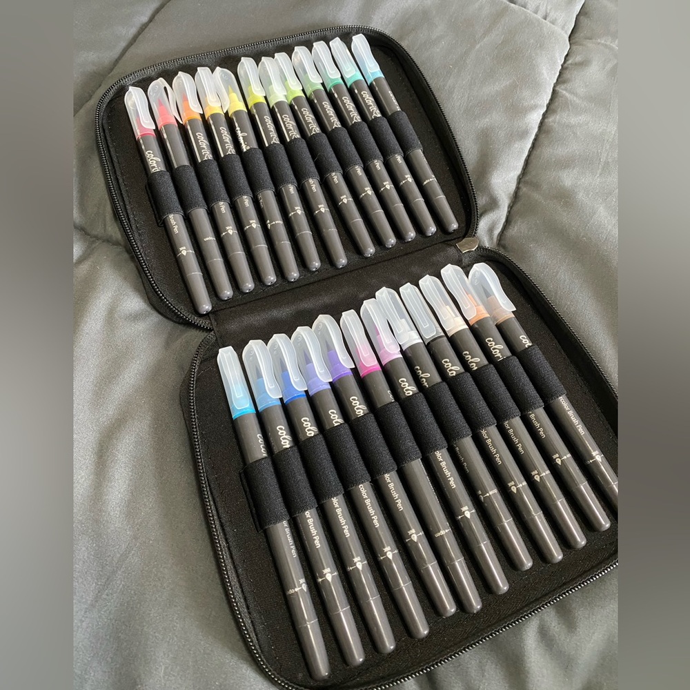 ColorIt Refillable Watercolor Brush Pens Set